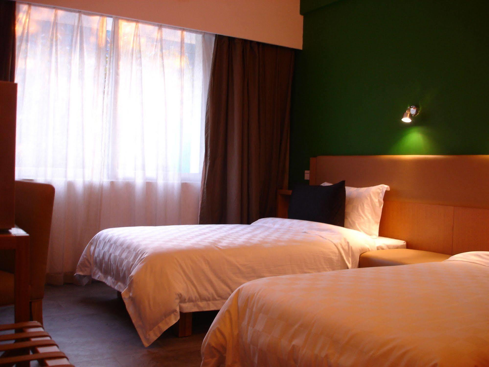 Yanjiang East Garden Inn Kanton Exterior foto