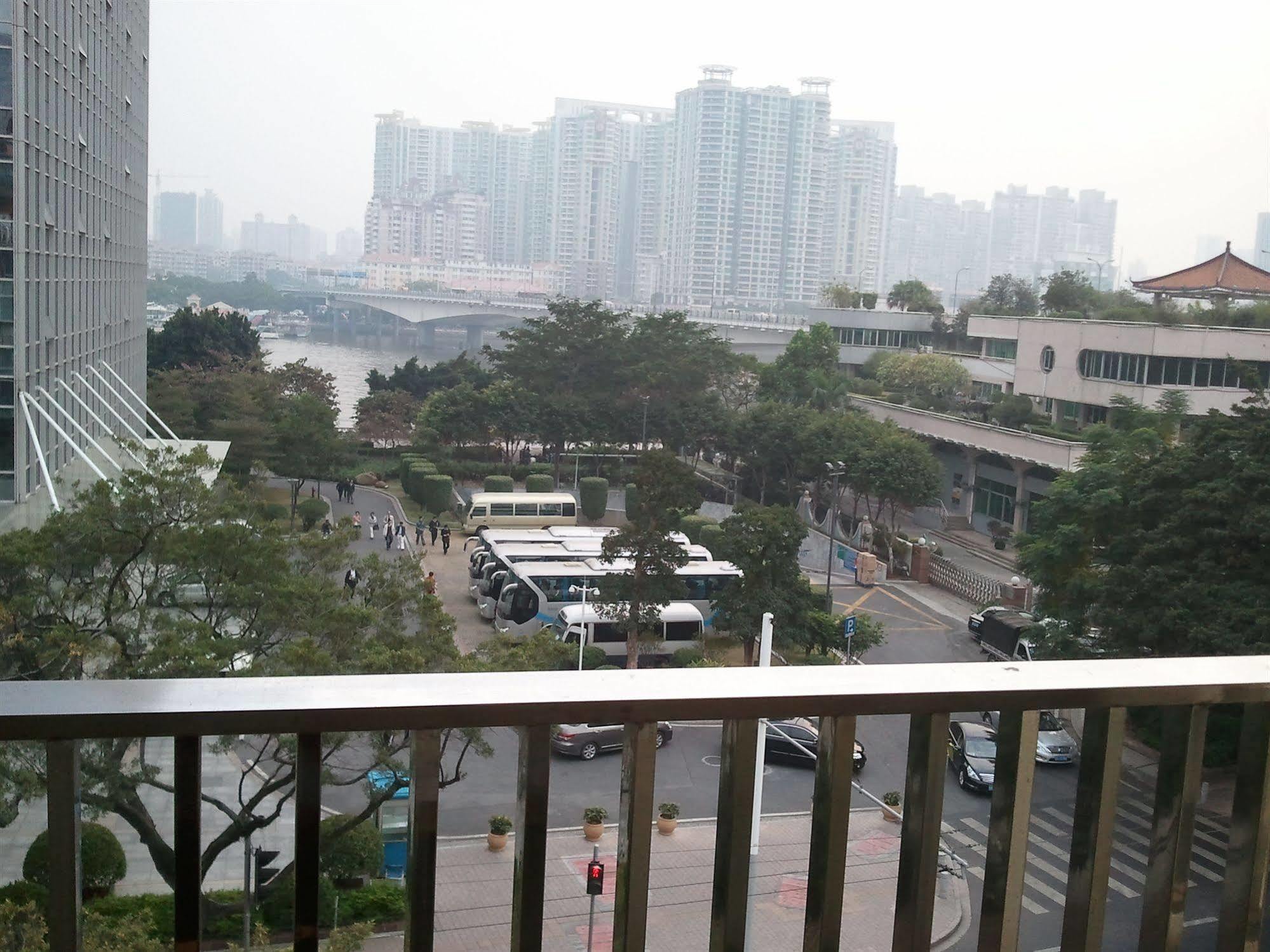 Yanjiang East Garden Inn Kanton Exterior foto